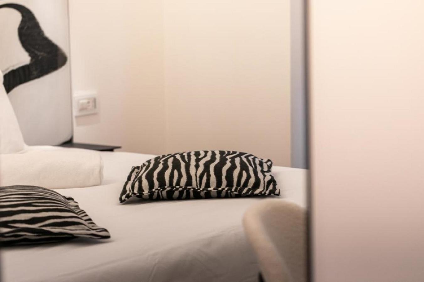 Bhr Cavour 150 Hotel Rome Luaran gambar
